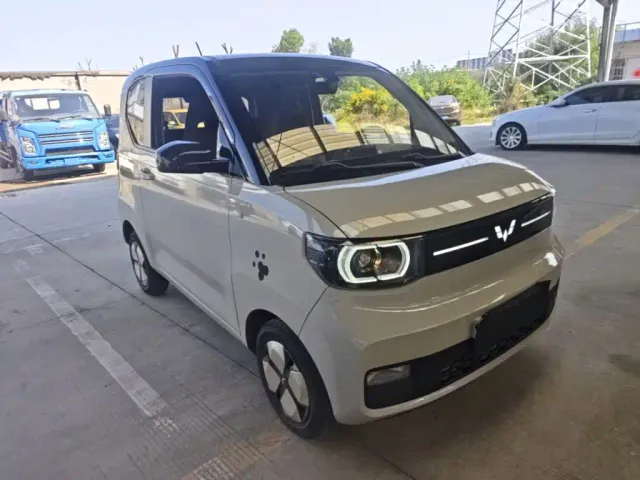 Wuling Hongguang Mini EV — Фото автомобиля 3