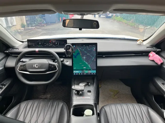Changan Qiyuan A05 — Фото автомобиля 8