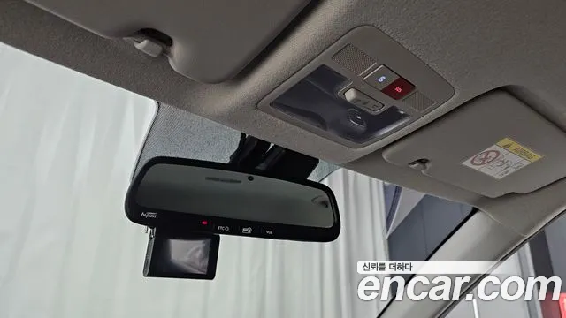 Hyundai Venue — Фото автомобиля 22