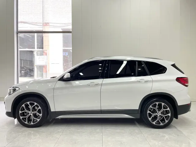 BMW X1 — Фото автомобиля 5
