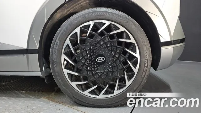 Hyundai Ioniq 5 — Фото автомобиля 6