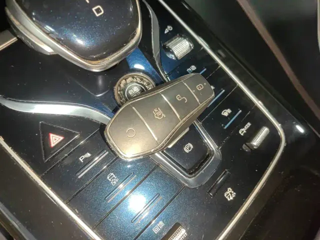 BYD Qin PLUS — Фото автомобиля 8