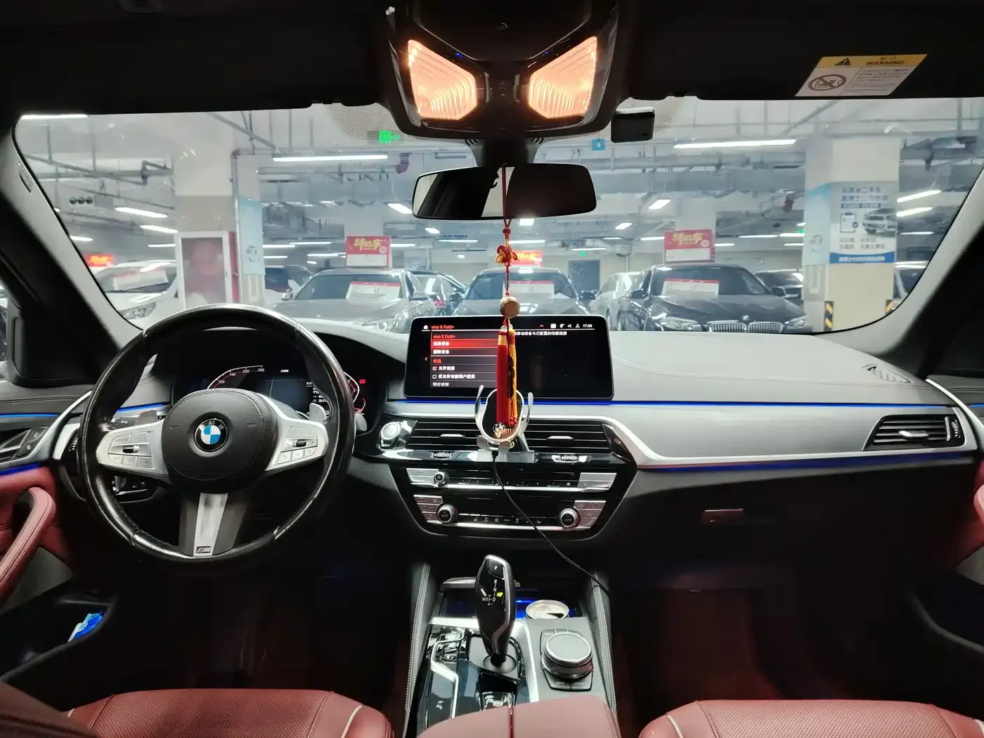 BMW BMW 5 Series 2023 530Li Leading M Sport Package — Фото автомобиля 12