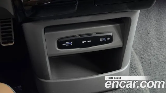 Hyundai Staria Staria — Фото автомобиля 17