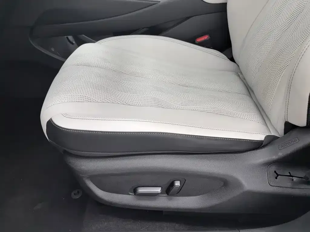 BYD Seal 06 New Energy 2024 DM-i 120KM Premium — Фото автомобиля 20