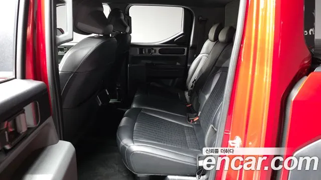 Kia Tasman Tasman 2.5T Бензин 2WD — Фото автомобиля 26