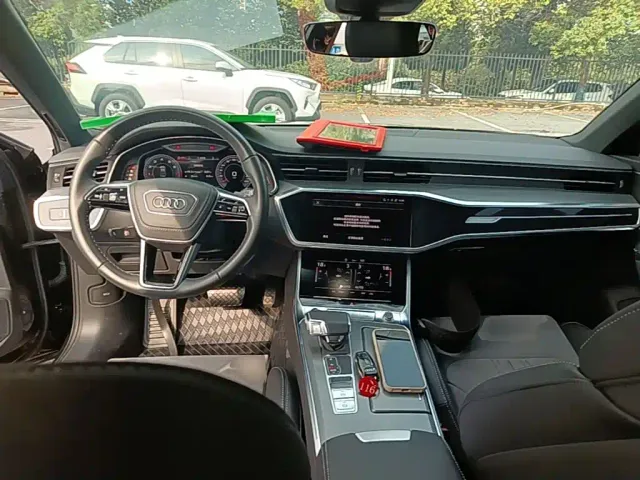 Audi A6L — Фото автомобиля 9