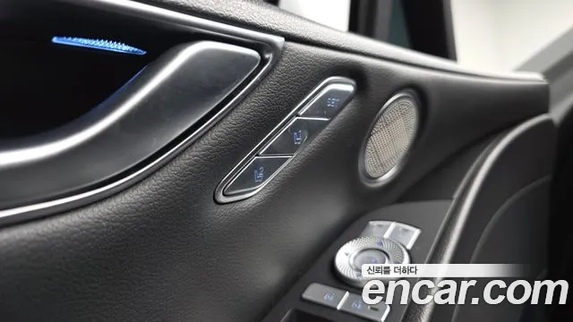 Genesis G80 RG3 — Фото автомобиля 28