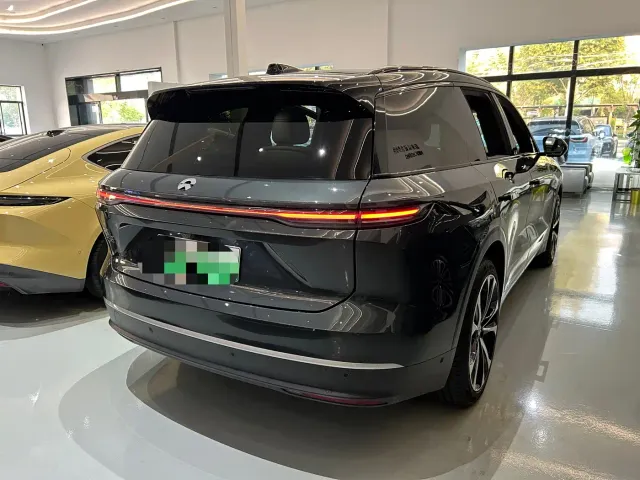Nio ES8 — Фото автомобиля 2