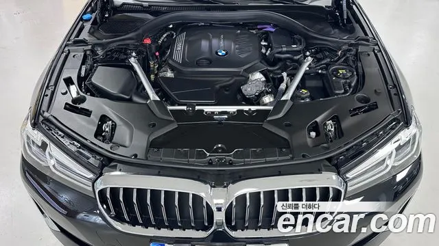 BMW 5 Series G30 — Фото автомобиля 6
