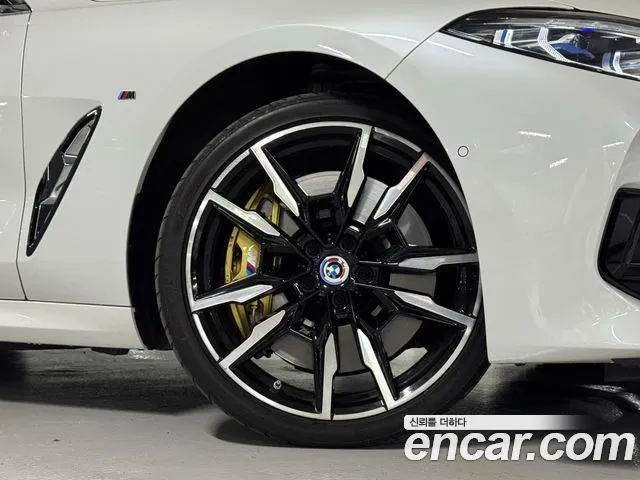 BMW 8-Series — Фото автомобиля 5