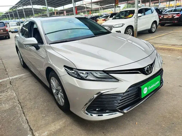 Toyota Camry — Фото автомобиля 3