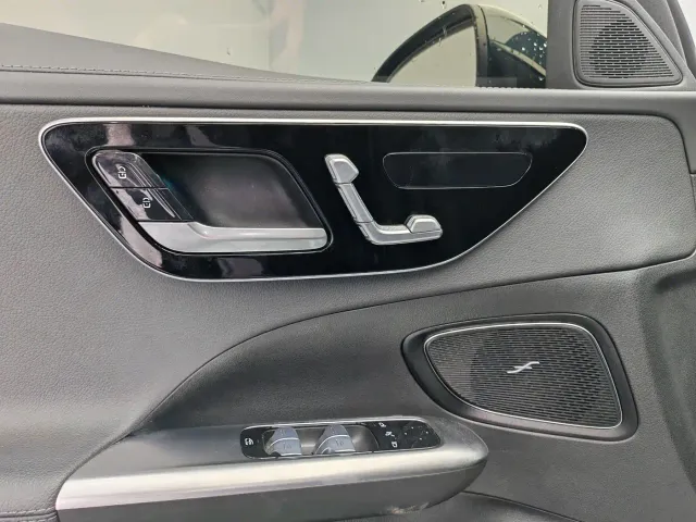 Mercedes-Benz C-Class — Фото автомобиля 17