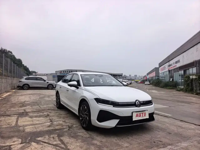 Volkswagen Sagitar — Фото автомобиля 3