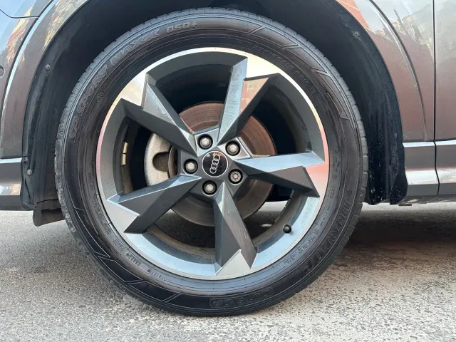 Audi Q3 — Фото автомобиля 21