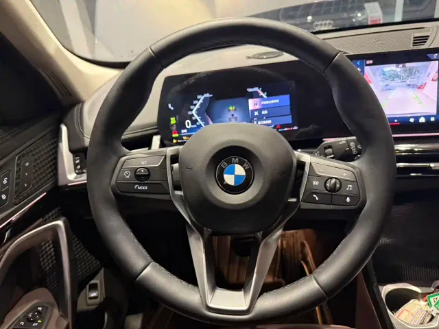 BMW X1 — Фото автомобиля 11