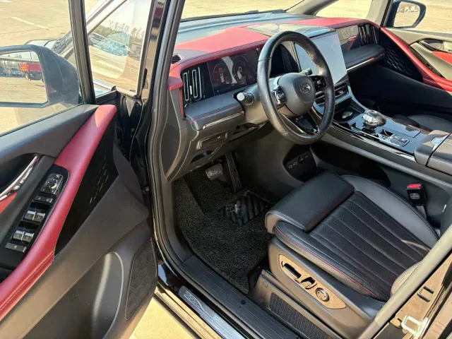 GAC Trumpchi M8 — Фото автомобиля 10