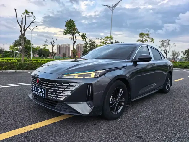 Фотография автомобиля — Changan Lamore