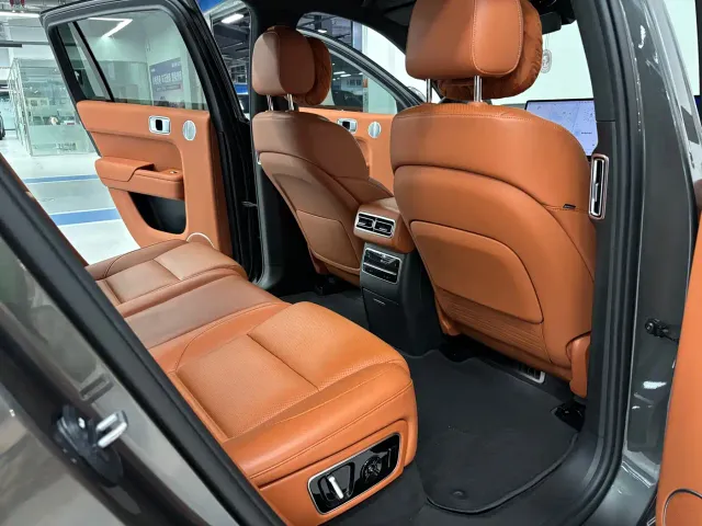 Li Auto L7 — Фото автомобиля 6