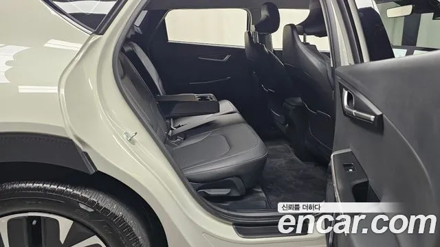 Kia EV6 — Фото автомобиля 11