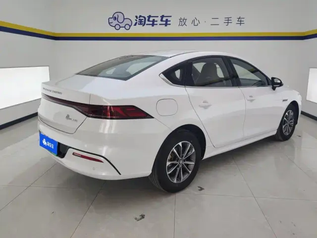 BYD Qin PLUS — Фото автомобиля 3