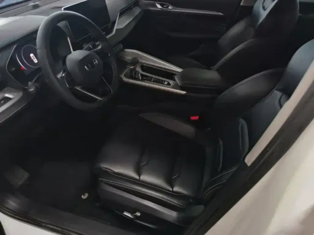 Geely Xingrui — Фото автомобиля 14