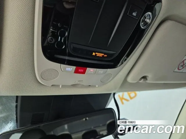 Kia Carnival Generation 4 — Фото автомобиля 20