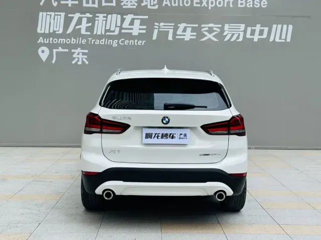 BMW X1 — Фото автомобиля 5