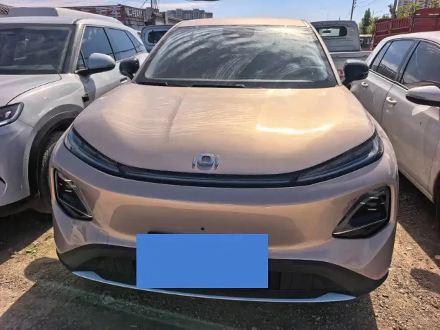 Changan Qiyuan Q05 — Фото автомобиля 2