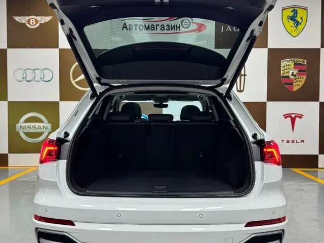 Audi Q3 — Фото автомобиля 16