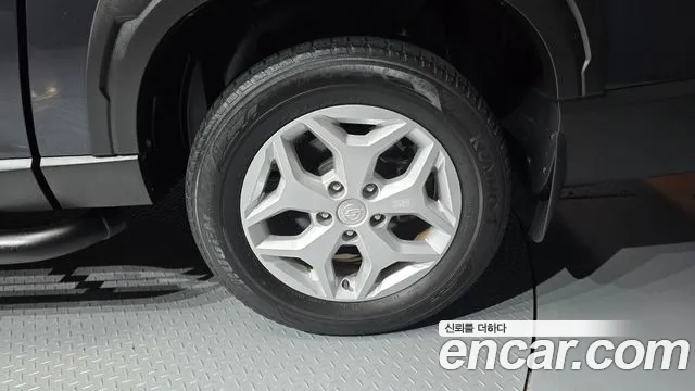 KG_Mobility_Ssangyong Rexton Новый Rexton Sport Khan Дизель 2.2 4WD — Фото автомобиля 19