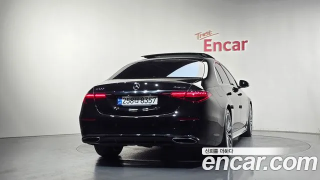 Mercedes-Benz S-Class — Фото автомобиля 3