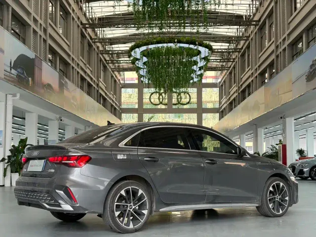 Audi A3 — Фото автомобиля 2
