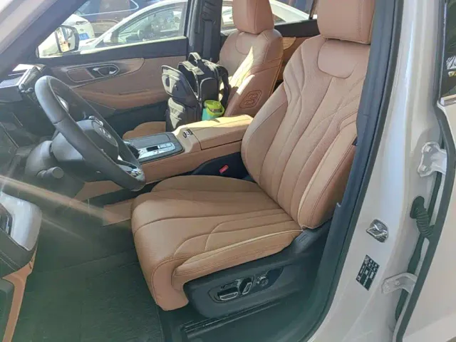 GAC Trumpchi ES9 — Фото автомобиля 14