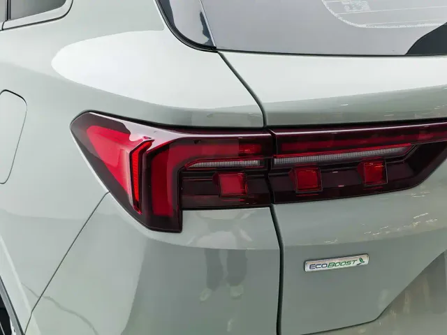 Ford Lingrui — Фото автомобиля 8