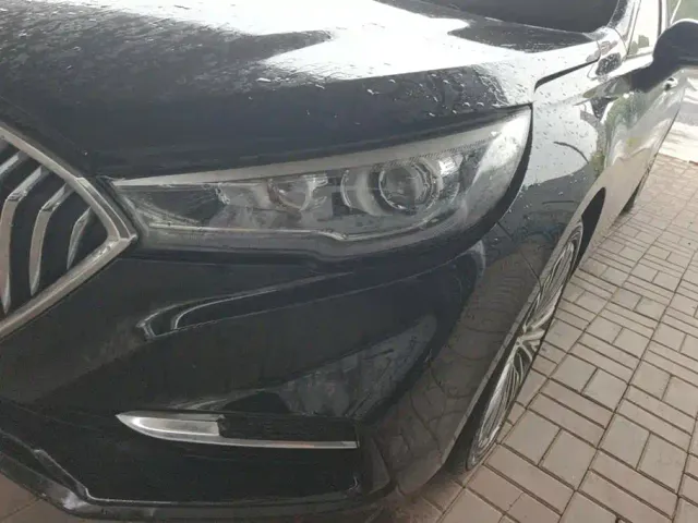 Hongqi H5 — Фото автомобиля 5