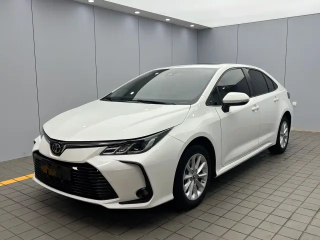 Фотография автомобиля — Toyota Corolla