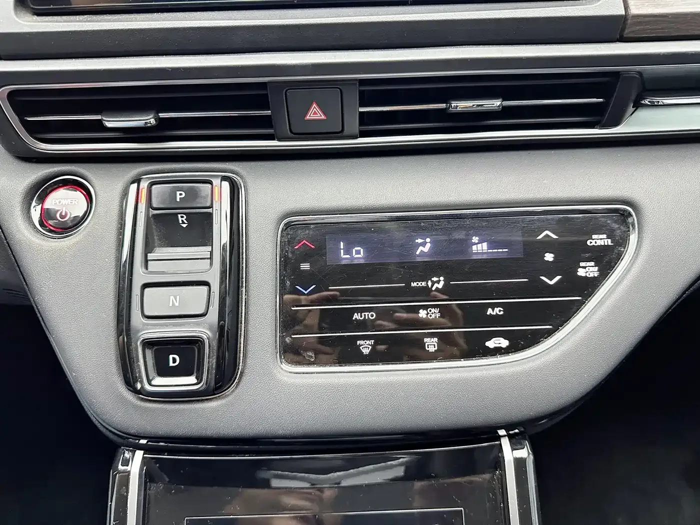 Honda Odyssey 2024 2.0L e:HEV Sharp·Comfort Edition — Фото автомобиля 24