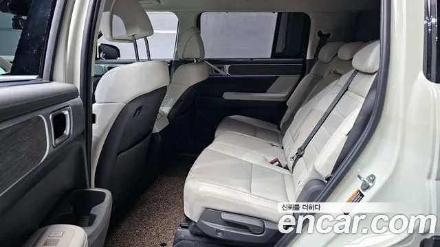 Hyundai Santafe Santa Fe (MX5) Бензин 2.5T 2WD — Фото автомобиля 12