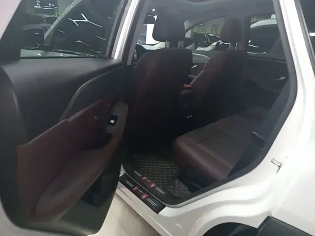 Jetour X90 Plus — Фото автомобиля 16
