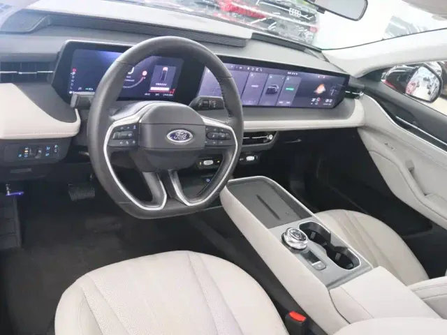 Ford Mondeo — Фото автомобиля 12