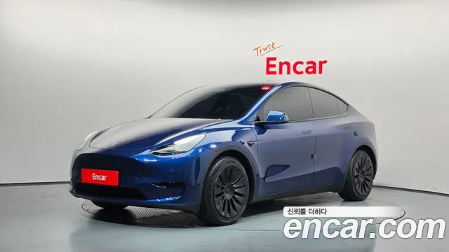 Фотография автомобиля — Tesla Model Y