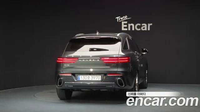 Genesis GV70 — Фото автомобиля 4
