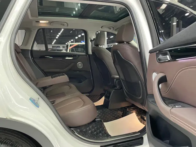 BMW X1 — Фото автомобиля 19
