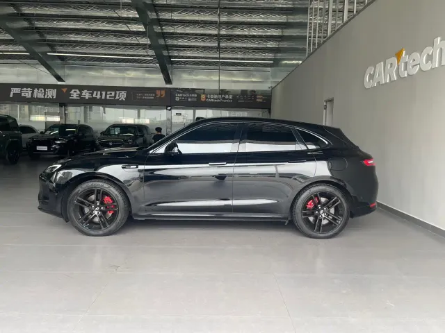 Aito M5 — Фото автомобиля 7
