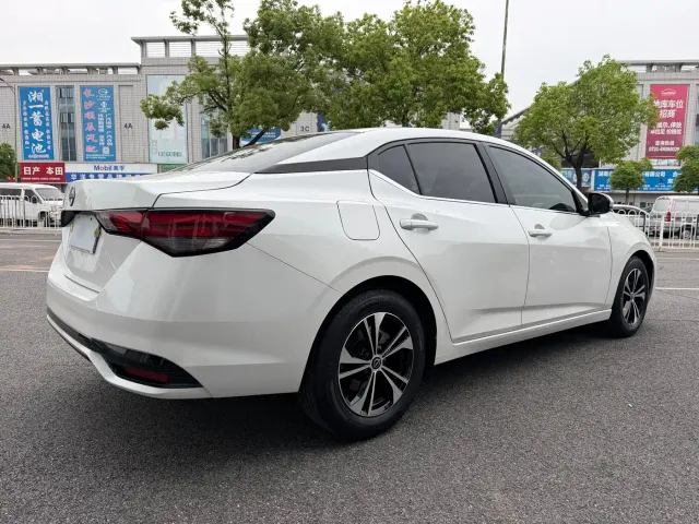 Nissan Sylphy — Фото автомобиля 7