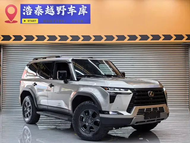 Lexus GX — Фото автомобиля 3