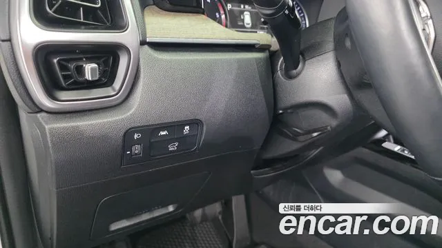 Kia Sorento Sorento 4-е поколение Дизель 2.2 2WD — Фото автомобиля 25