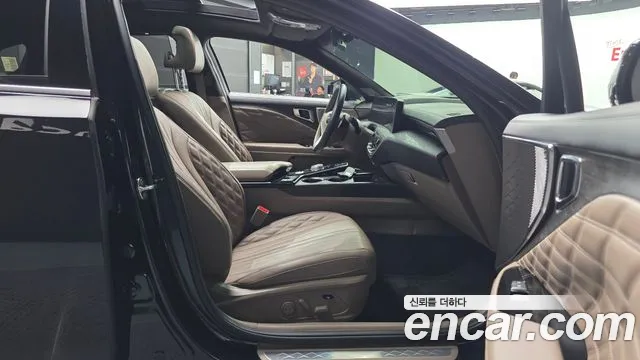 Kia K8 2.5 Бензин 2WD — Фото автомобиля 23