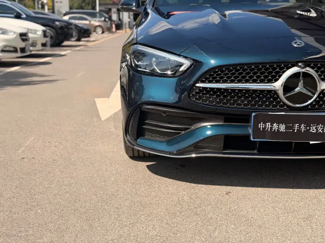 Mercedes-Benz C-Class — Фото автомобиля 4